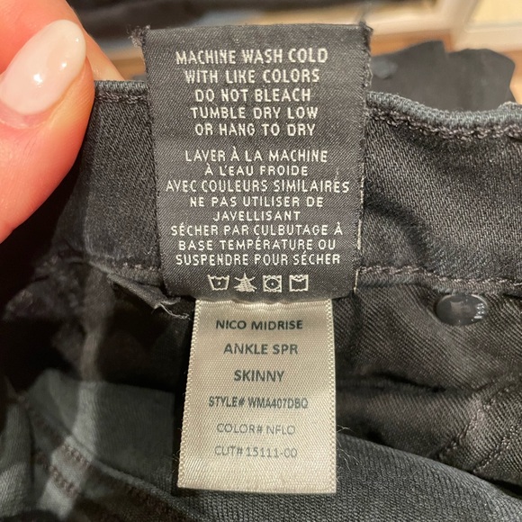 Hudson Nico Embroidered Midrise Skinny Jeans - Picture 7 of 10